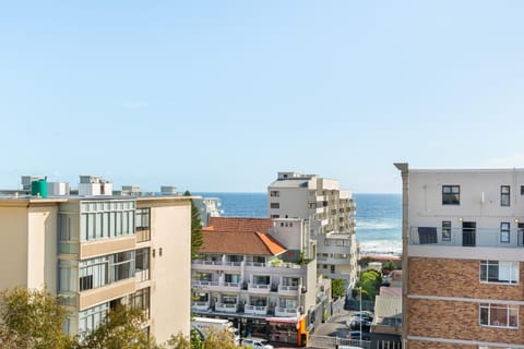 TENONQ Luxury Apartments Condo in Sea Point