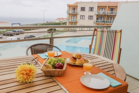 Balcony/Terrace, Pool view