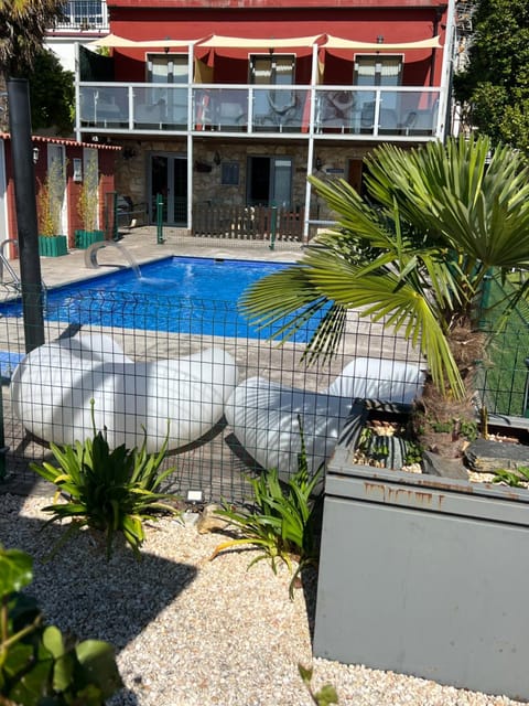 Garden, Swimming pool