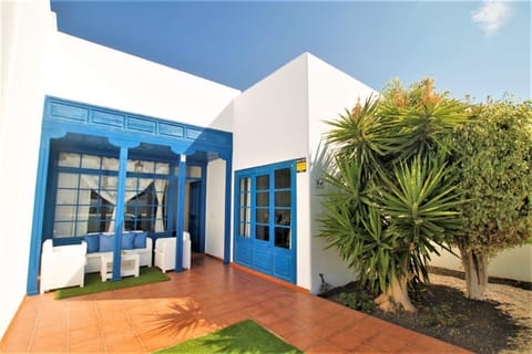 Casa El Rincon Azul House in Puerto Calero