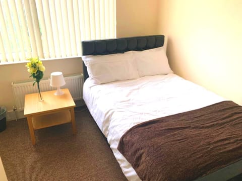 Serviced Accommodations Übernachtung mit Frühstück in Luton