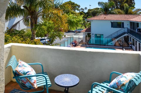 Sunny's Santa Barbara Beach House House in Montecito