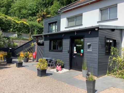 Property building, Lobby or reception