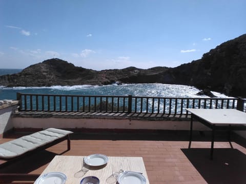 View (from property/room), Balcony/Terrace, Mountain view