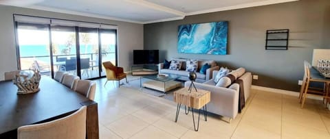 Whale Watchers Paradise - 7 Sovereign Sands Apartment in KwaZulu-Natal