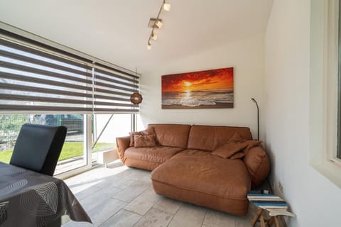 Mosselbank 22 - Noordzeepark Ouddorp - Swiss Mossel House in Ouddorp