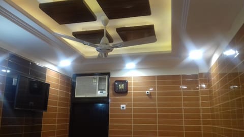 Posh S.delhi Foreigners Area, V.safe, Lajpat Ngr-2 Condominio in New Delhi