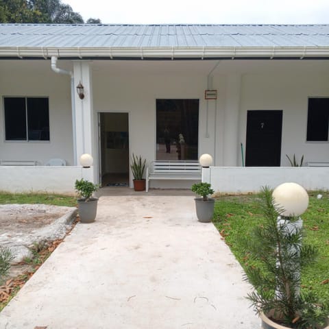 Sukau tomanggong view bed & breakfast Bed and Breakfast in Sabah