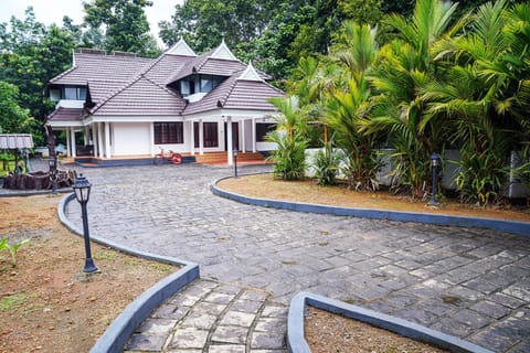 Property building, Garden, Garden view