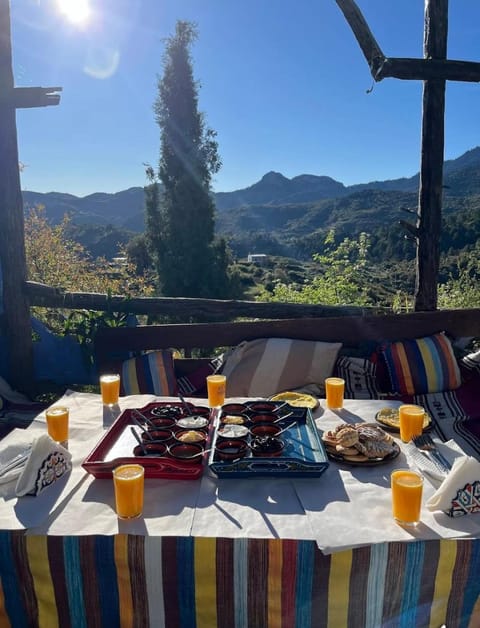 View (from property/room), Balcony/Terrace, Mountain view, Breakfast