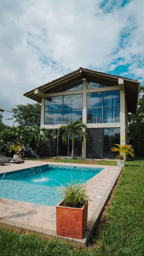 Spring, Day, Garden, Garden view, Swimming pool