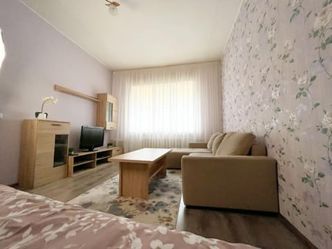 Pae 52 Apartment, Free Parking ,Airport 2km Apartment in Tallinn