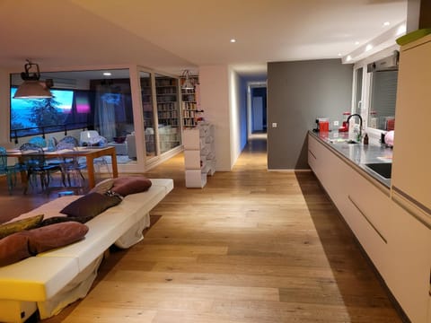 3-bedroom apartment with spectacular view Appartement in Neuchâtel