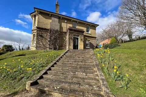 Downedge House in Brading