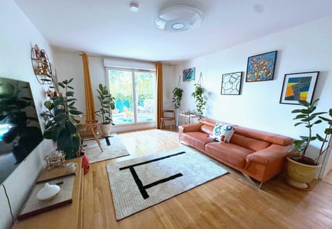 Passion et détente by UTA HOUSE Apartment in Saint-Denis, France