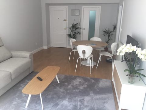 Apartamento de La Luz Céntrico en Náutico -Parking Apartment in Vigo