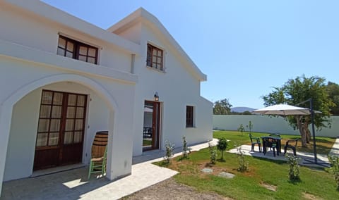 Property building, Garden, Garden view