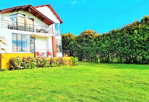 Property building, Natural landscape, Garden, Garden view