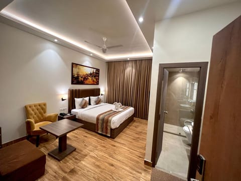 Sugar Stars Inn Hotel in Varanasi