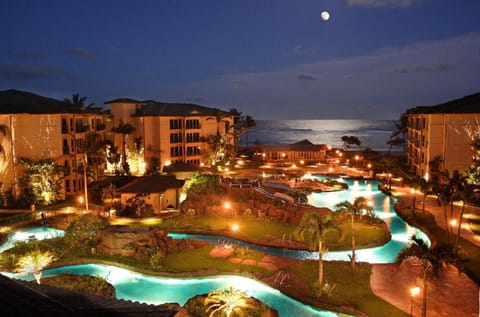 Waipouli Beach Resort Exquisite Ocean Front Condo in Oceanfront H Building Sleeps 8 AC Pool Condo in Kauai