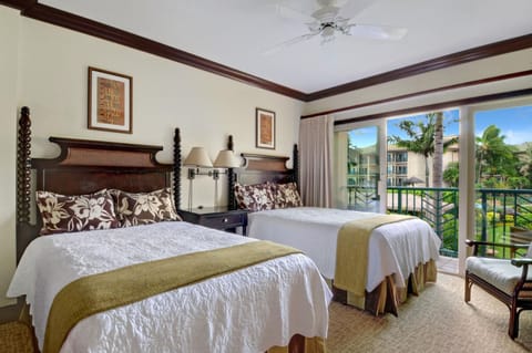 Waipouli Beach Resort Gorgeous Luxury Ocean View Condo! Sleeps 8! Apartment in Kauai