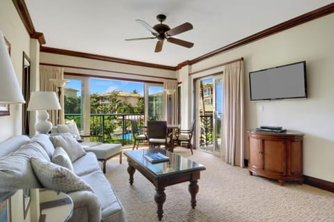 Waipouli Beach Resort Gorgeous Luxury Ocean View Condo! Sleeps 8! Apartment in Kauai