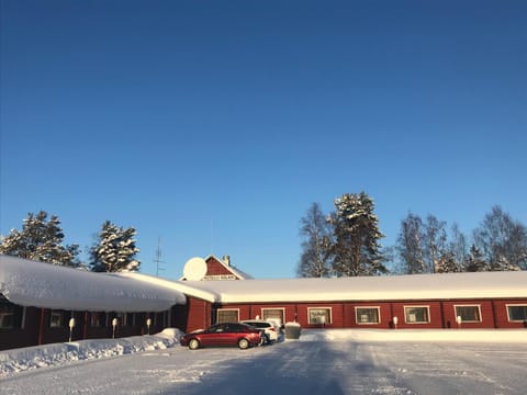 Property building, Winter