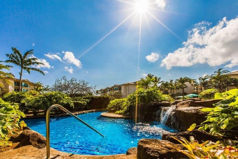 Waipouli Beach Resort & Spa Oceanfront Villa! AC Pool Condo in Kauai