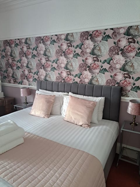 No 6 Quality Guesthouse Bed and Breakfast in Llandudno