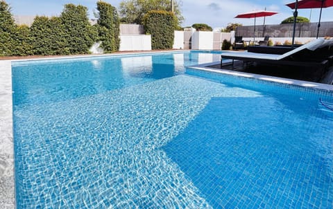 Pool view, Swimming pool, sunbed