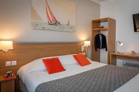 Logis REX HOTEL Lorient Hotel in Lorient