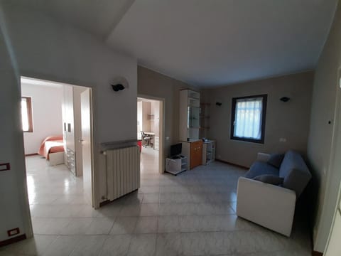 Living room, Photo of the whole room