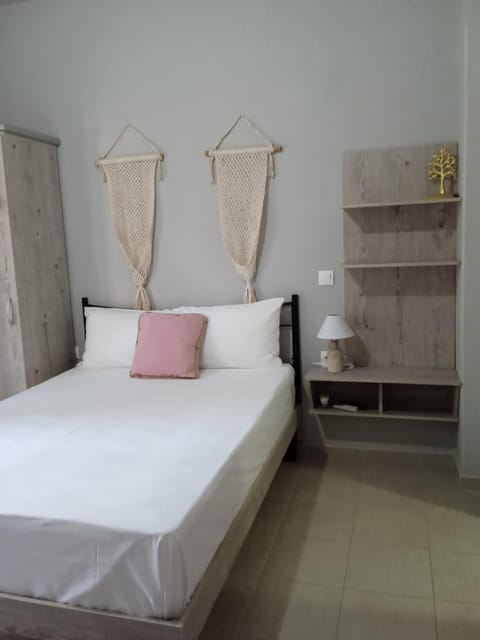 Almira - rooms to let Condo in Halkidiki