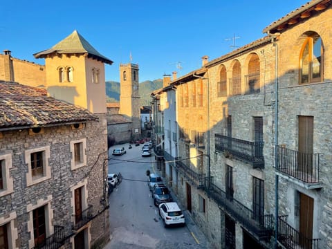 City view, Street view, Parking