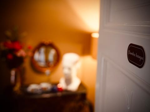 L'Amarante chambres d'hôtes OU gîte citadin House in Wallonia, Belgium