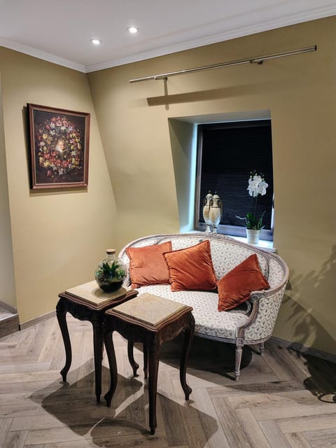 L'Amarante chambres d'hôtes OU gîte citadin House in Wallonia, Belgium