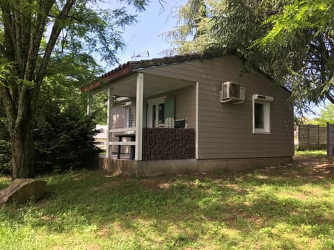Property building, Balcony/Terrace, Photo of the whole room, Bedroom, Garden view