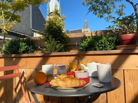 Hôtel De La Cathédrale Hotel in Rouen