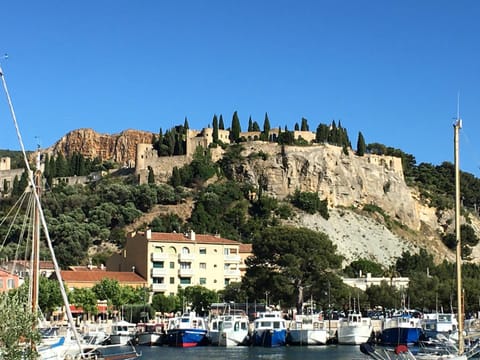 appartement du pêcheur à Cassis à 10 mètres du port Apartment in Cassis