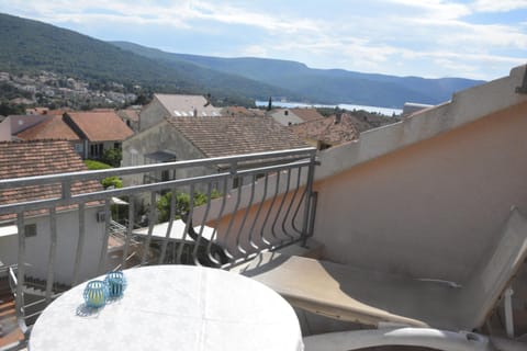 Neighbourhood, Balcony/Terrace, City view, Mountain view, Sea view, Sunset