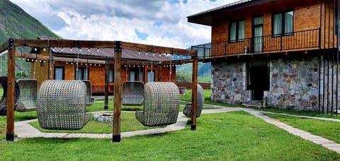 Garden view, Landmark view, Mountain view