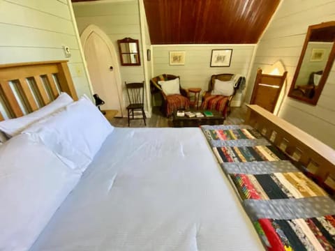 Unique Stay! Converted Church In Idyllic Location House in St Johns