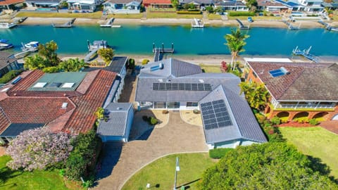 Hibbard Waterfront Escape House in Port Macquarie