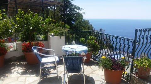 Patio, Sea view