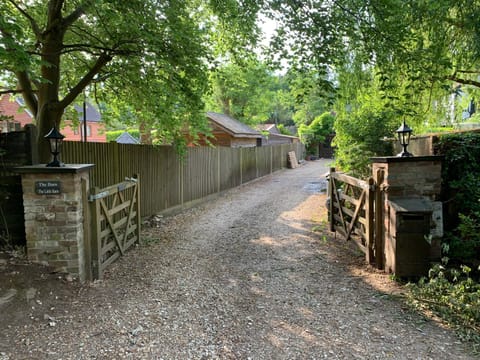 The Little Barn - Self Catering Holiday Accommodation Chambre d’hôte in Borough of Waverley