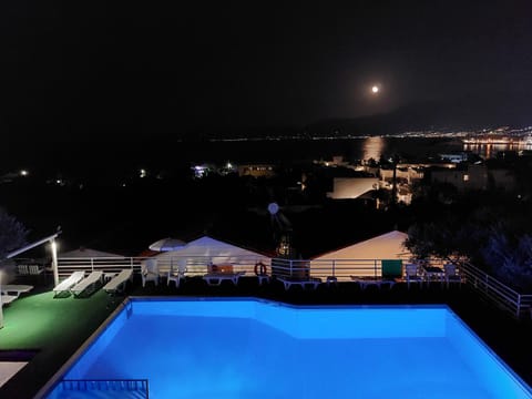 View Villas Condominio in Crete