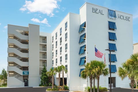 Beal House Fort Walton Beach, Tapestry Collection By Hilton Hotel in Okaloosa Island