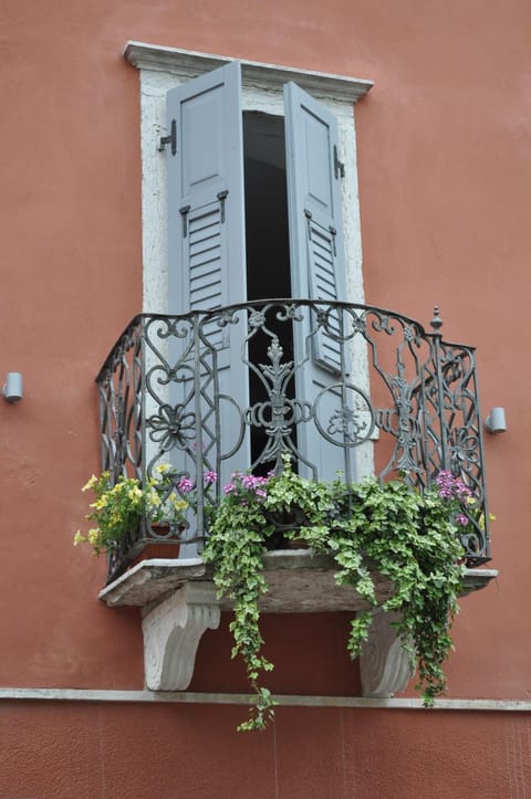 Facade/entrance, Balcony/Terrace, Balcony/Terrace