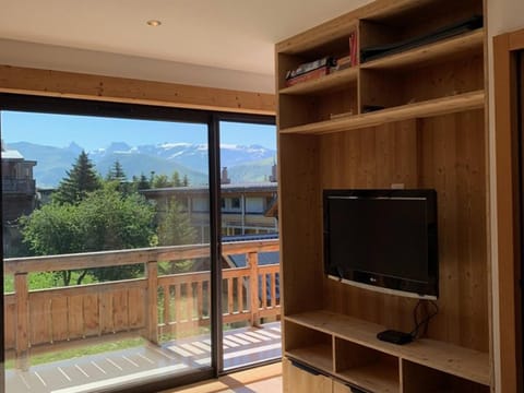 Appartement cosy 3 pièces pour 6 pers. à 290m des pistes - Alpe d'Huez, animaux acceptés, balcon, parking - FR-1-405-172 Apartment in L'Alpe d'Huez