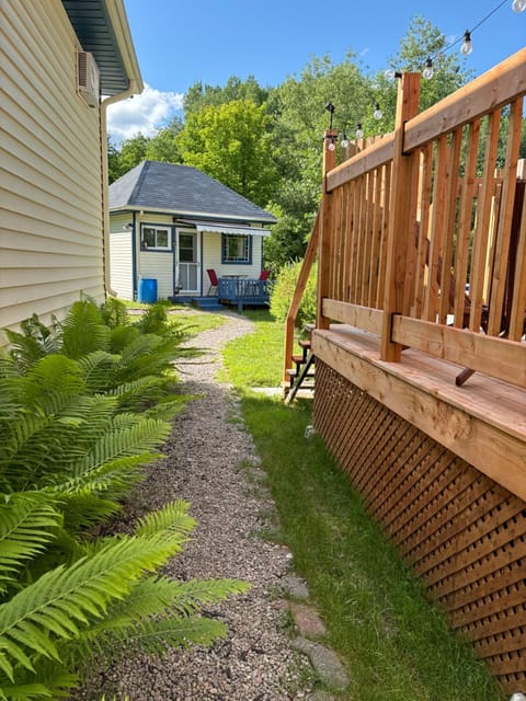 Domaine de la Baie, Les Suites Pousada com café da manhã (B&B) in Shawinigan